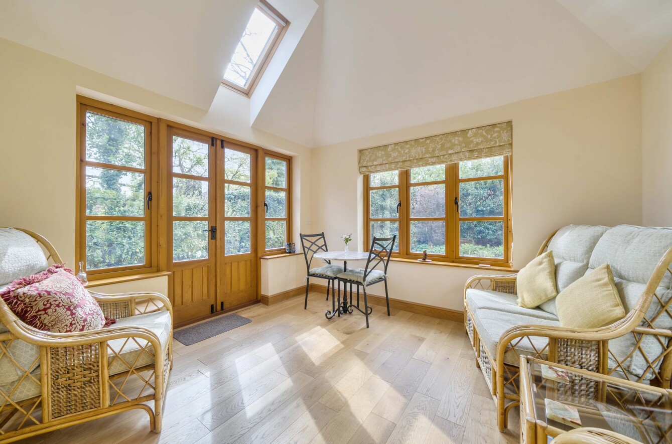 Dodds Lane, Swanmore, Southampton, Hampshire, SO32 - Charters