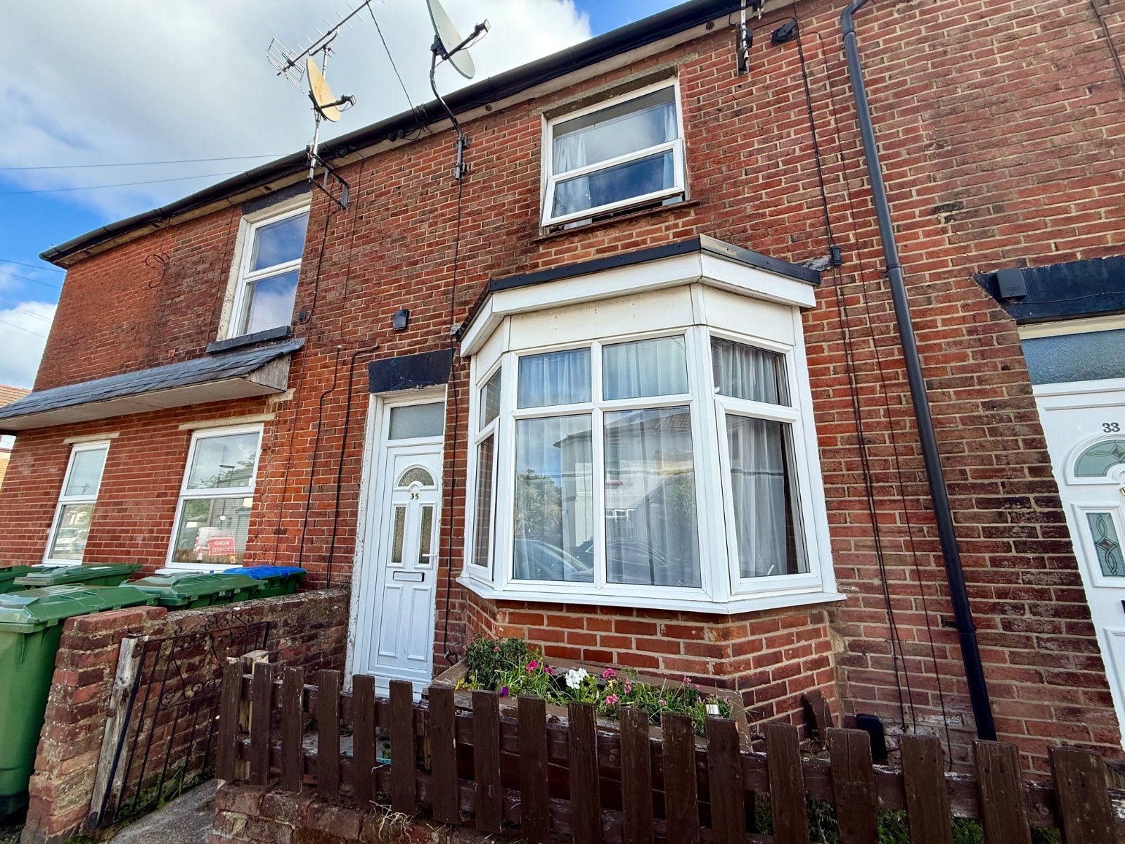 Queenstown Road, Freemantle, Southampton, SO15