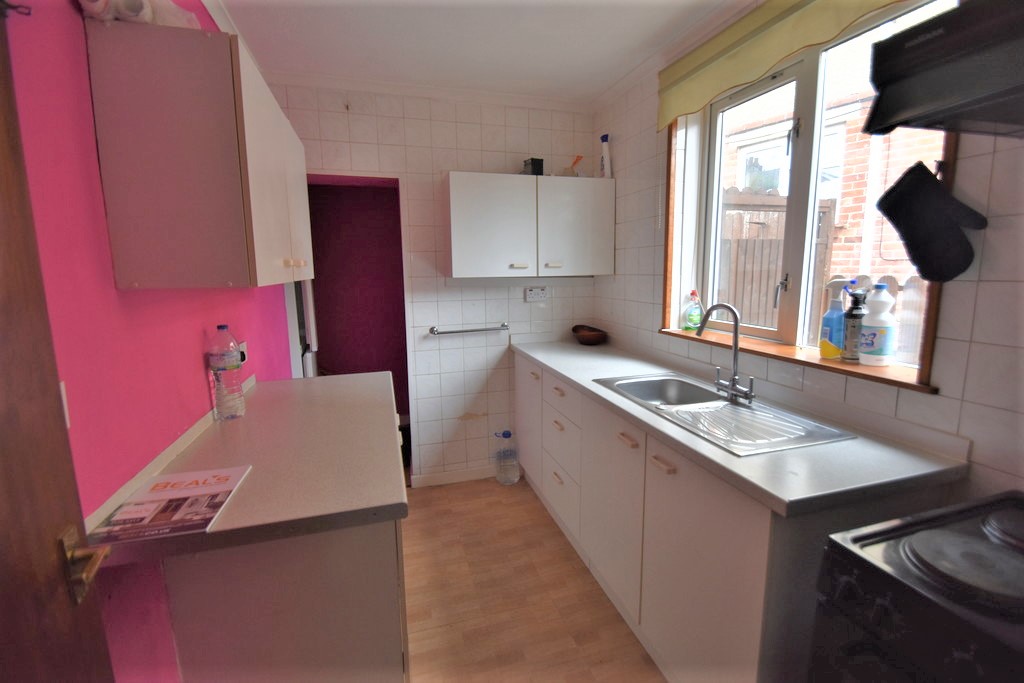 Warren Avenue, Southampton, SO16