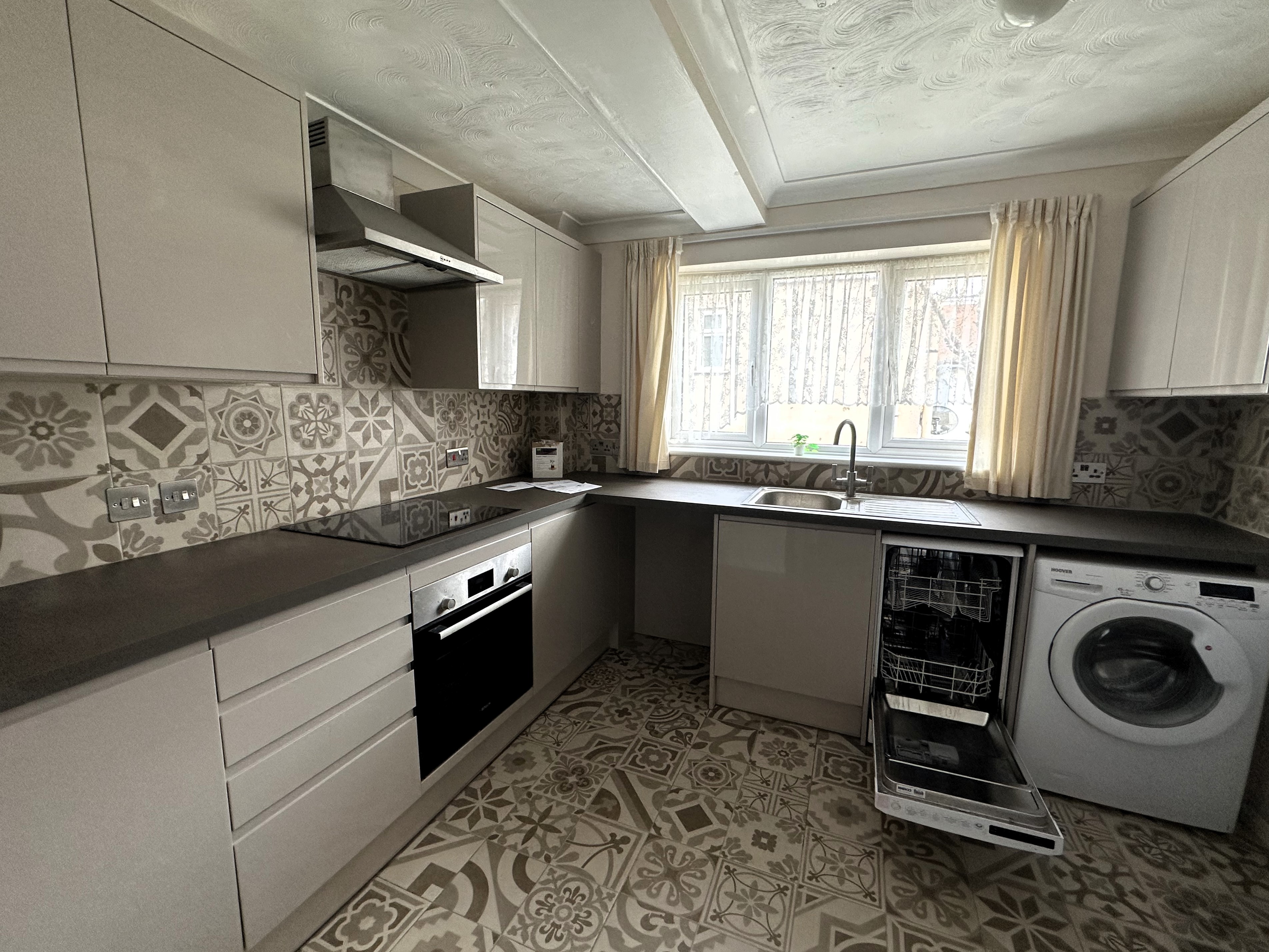 Millbrook Road East, Southampton, SO15 - Charters