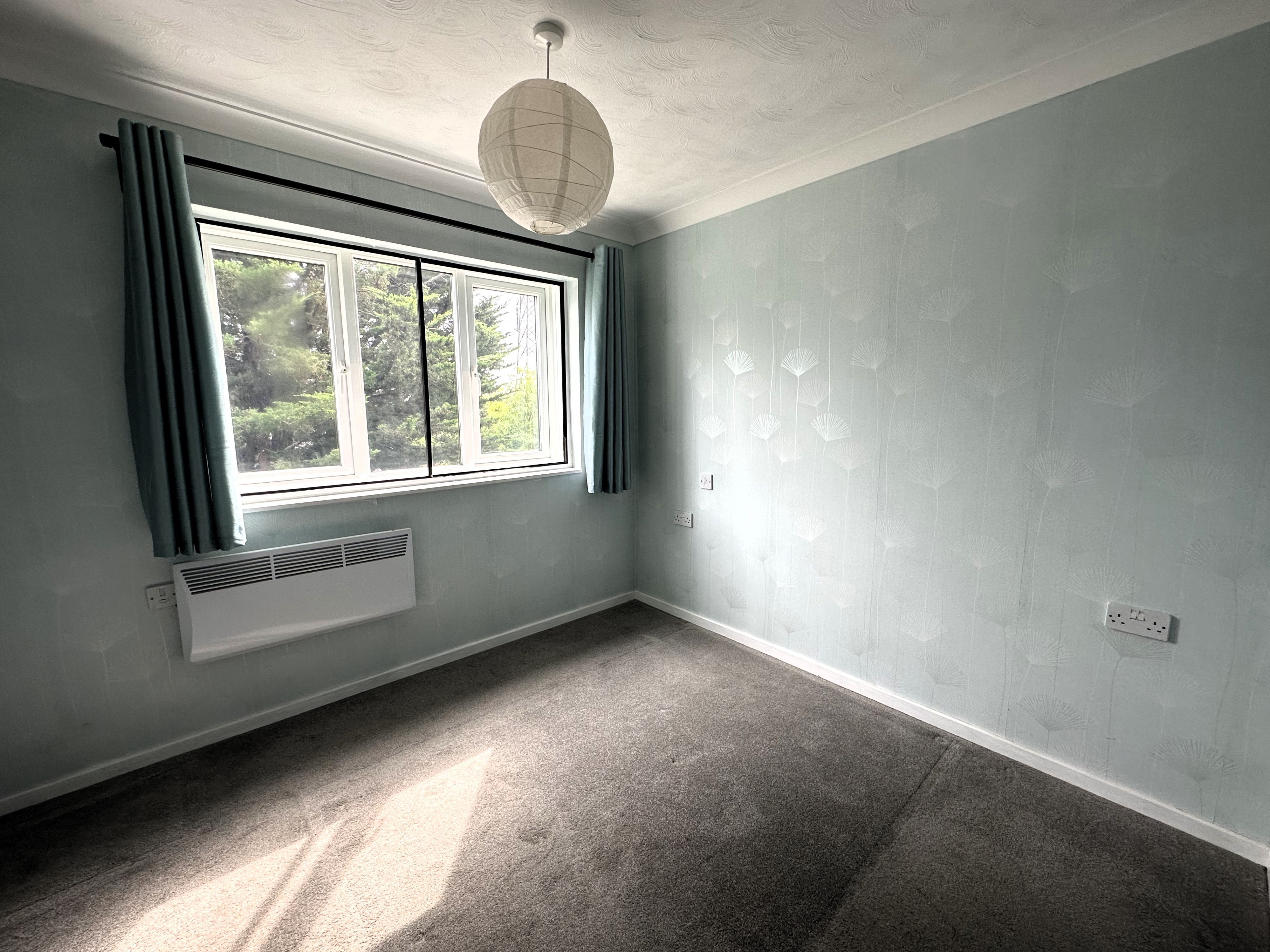 Millbrook Road East, Southampton, SO15 - Charters