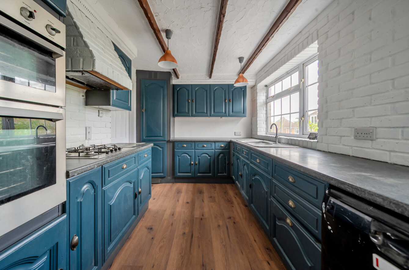 Freshfield Gardens, Waterlooville, Hampshire, PO7 - Charters