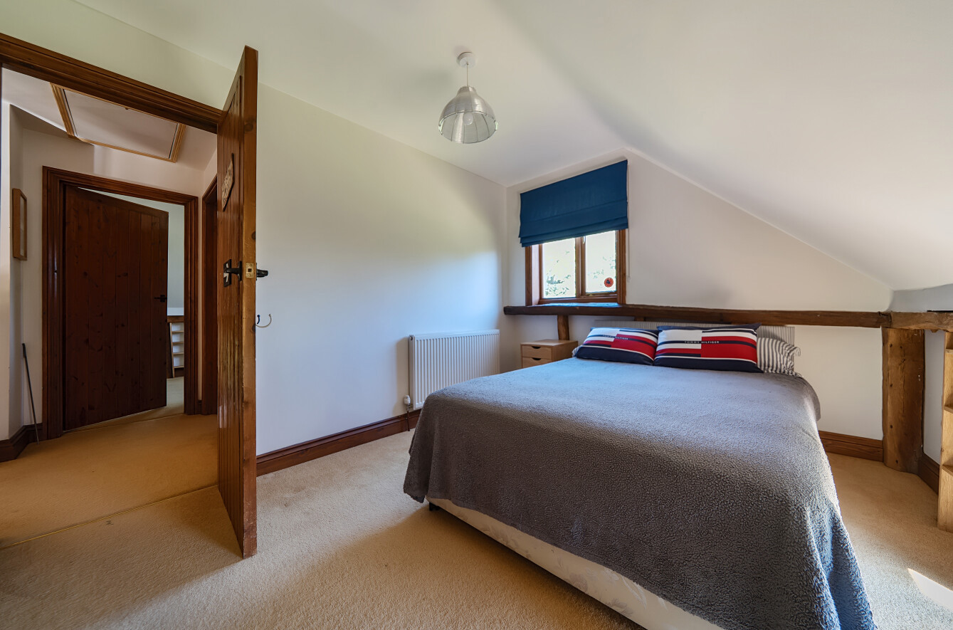 Anmore Road, Denmead, Waterlooville, Hampshire, PO7