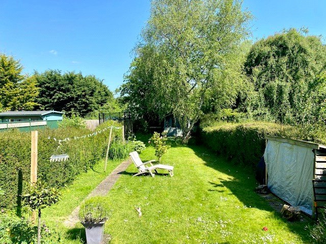 Dean Lane, Bishops Waltham, Southampton, Hampshire, SO32 - Charters