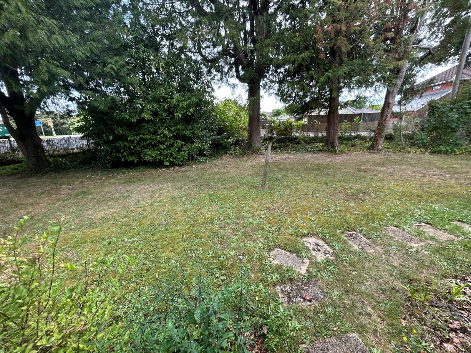 Burnetts Lane, Horton Heath, Eastleigh, Hampshire, SO50 - Charters