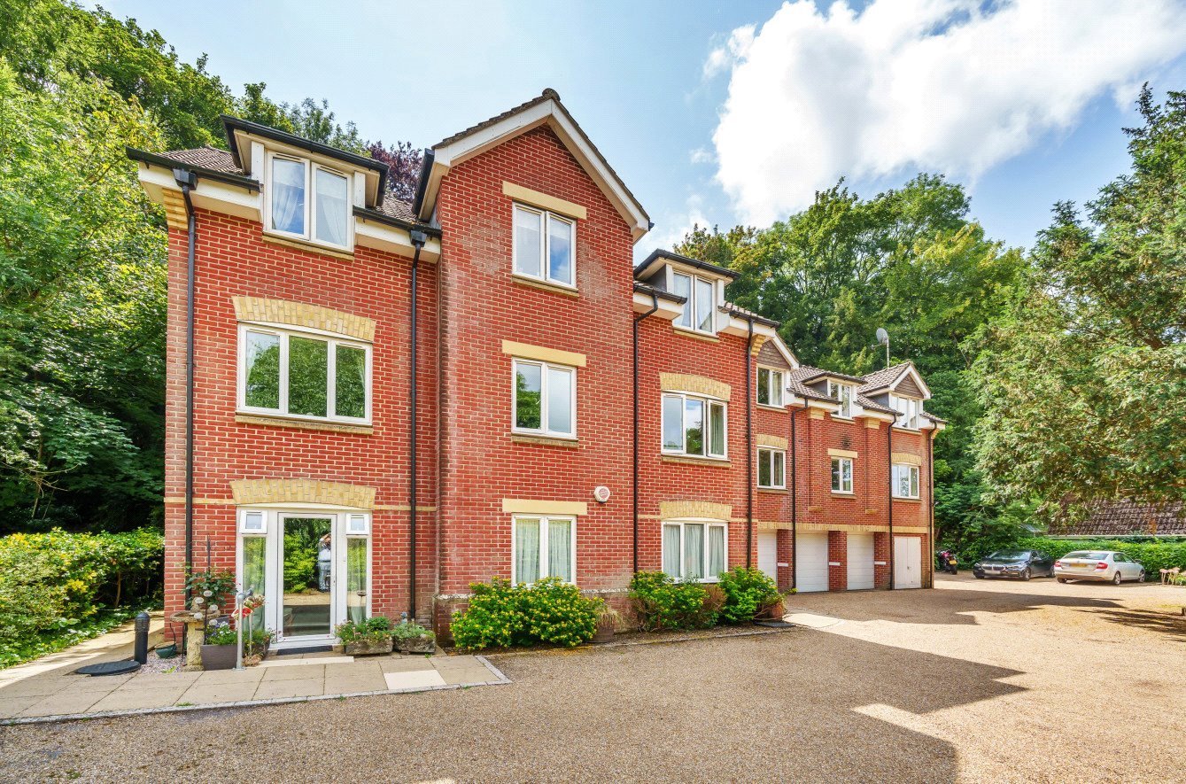 Lower Lane, Bishops Waltham, Southampton, Hampshire, SO32 - Charters