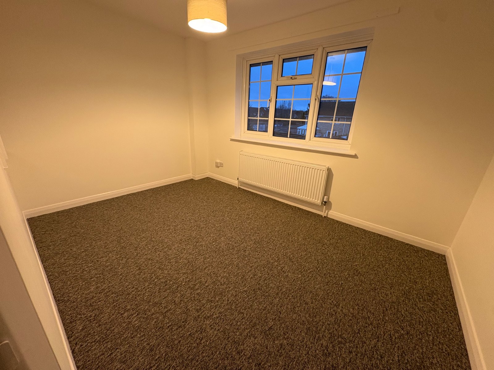 Bedford Close, Hedge End, Southampton, Hampshire, SO30 - Charters