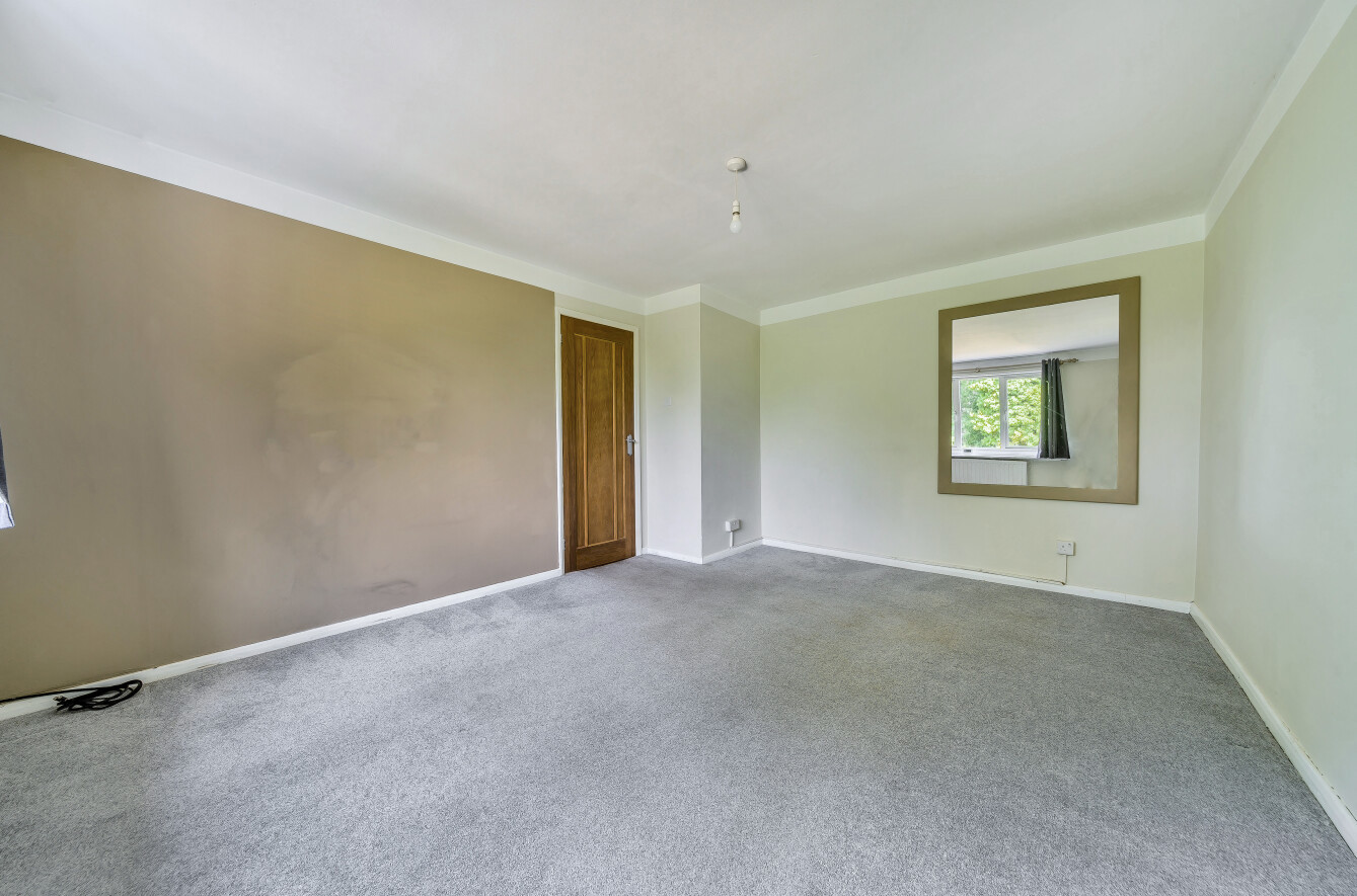 Cornwall Road, Townhill Park, Hampshire, SO18 - Charters