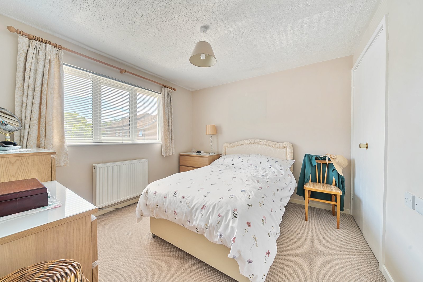 Lambourne Road, West End, Southampton, Hampshire, SO18 - Charters