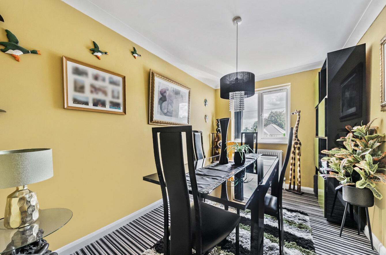 Station Road, Netley Abbey, Southampton, Hampshire, SO31 - Charters