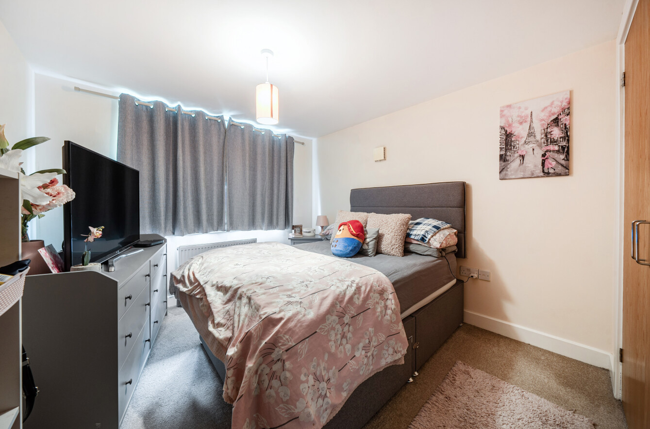 Cobbett Road, Southampton, Hampshire, SO18 - Charters