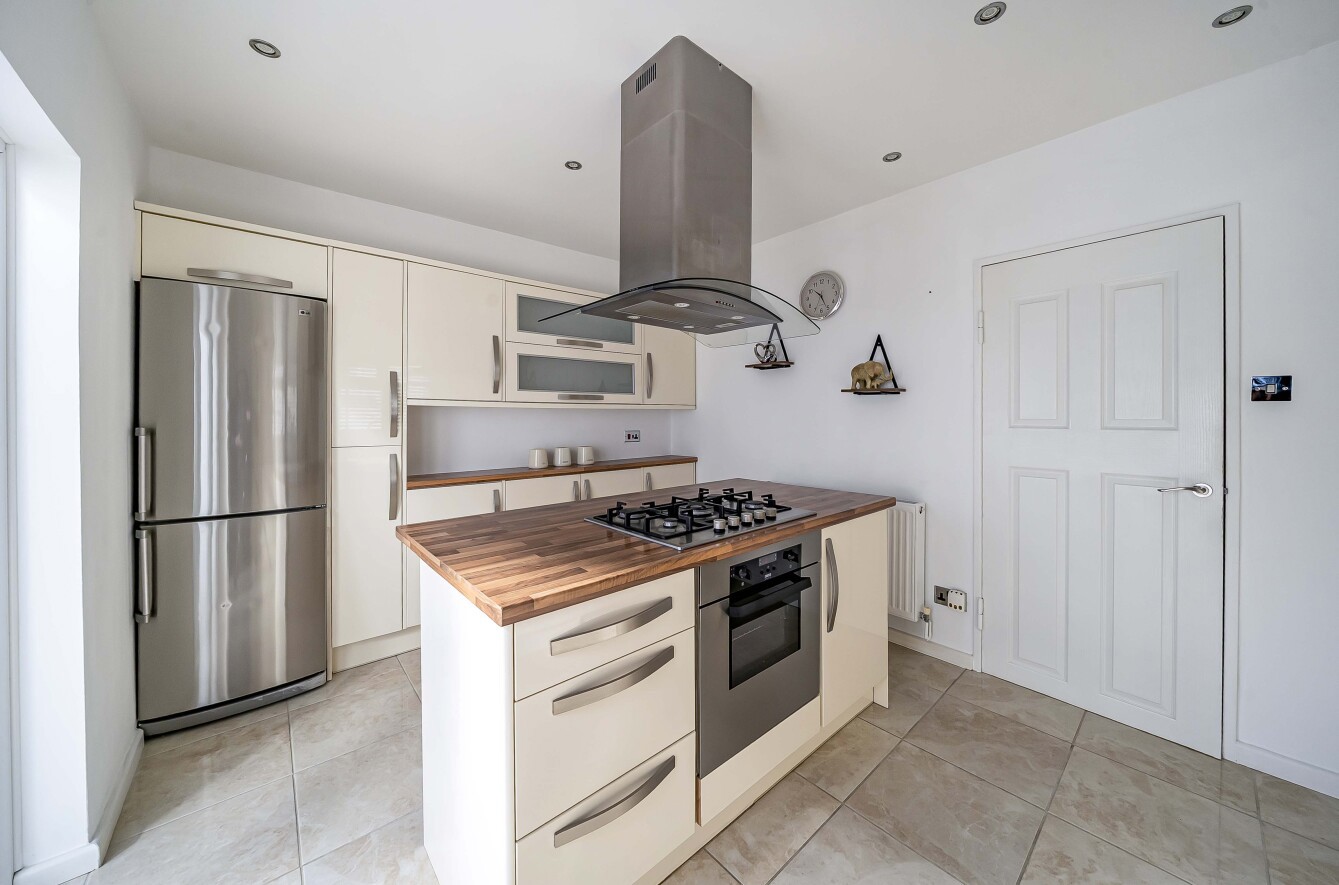 Claude Ashby Close, Southampton, Hampshire, SO18 - Charters