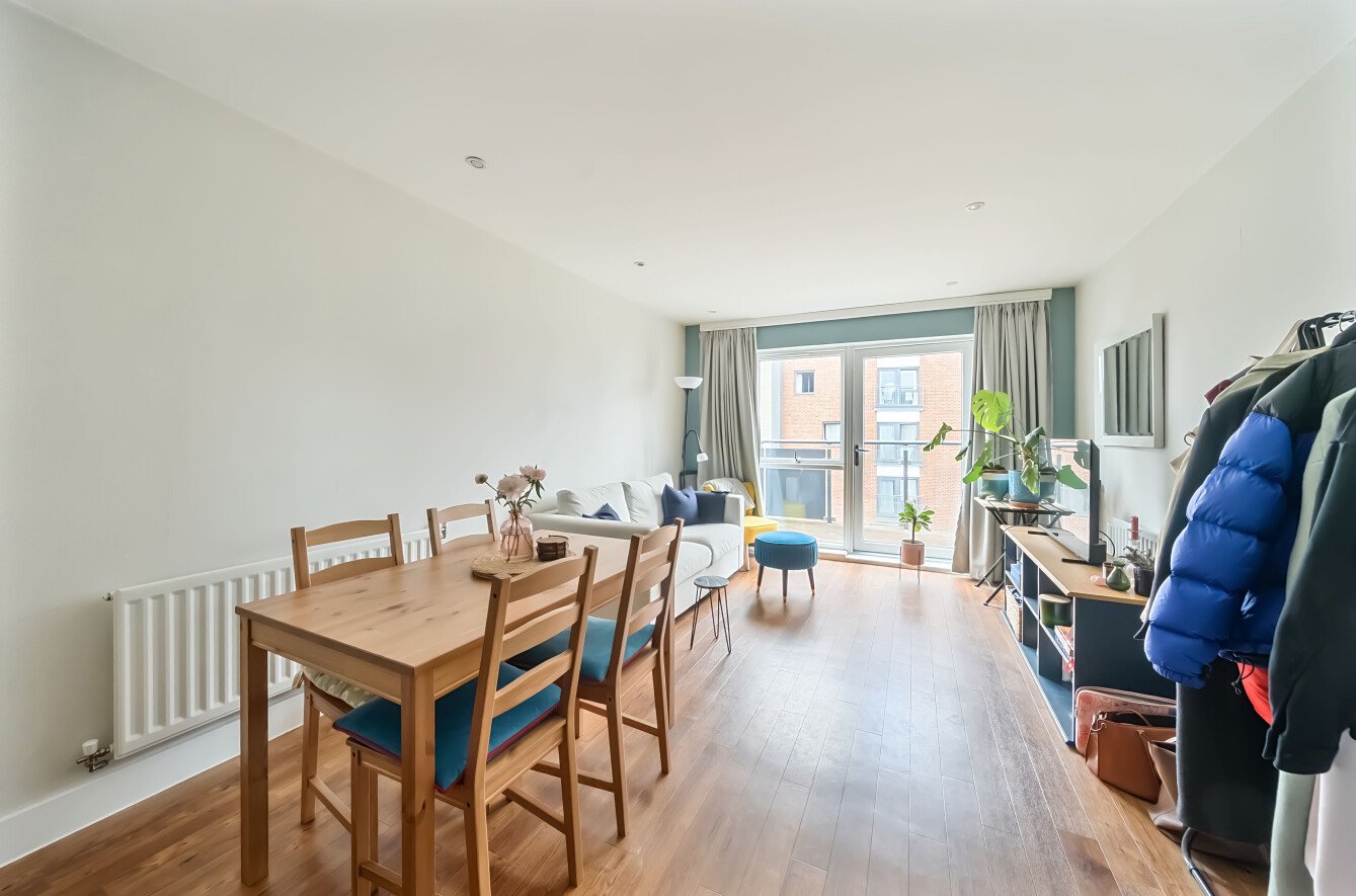 John Thornycroft Road, Woolston, Southampton, Hampshire, SO19 - Charters