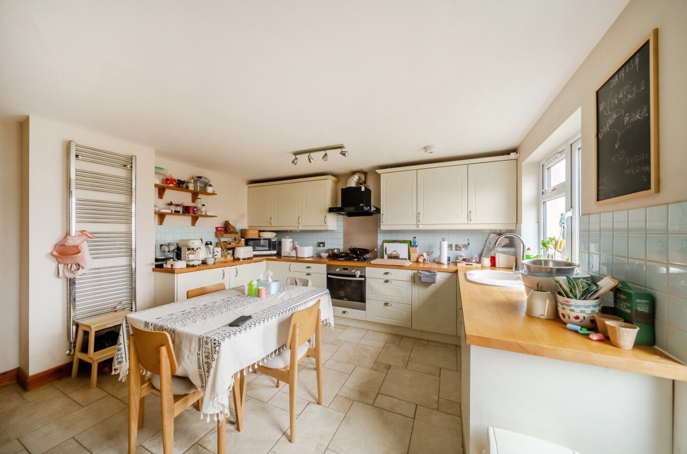 Middle Road, Sholing, Southampton, Hampshire, SO19