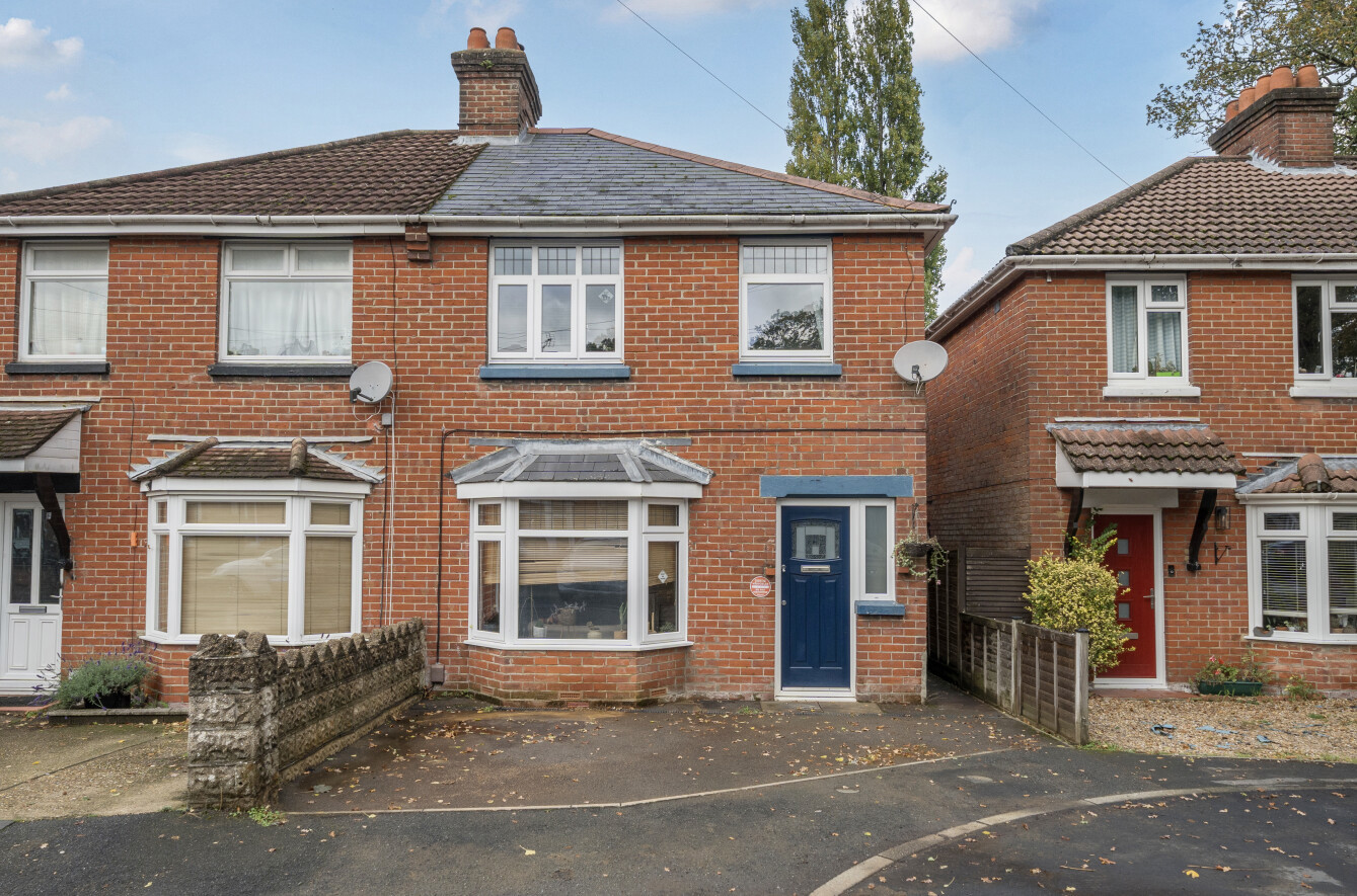 Yew Road, Bitterne Village, Southampton, Hampshire, SO18