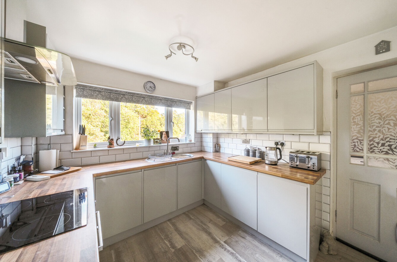 Neva Road, Midanbury, Southampton, Hampshire, SO18 - Charters
