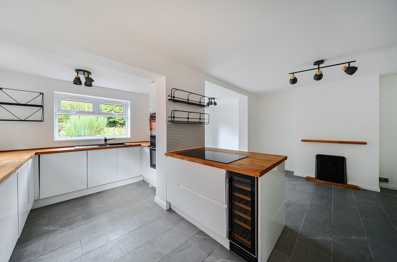 Glenfield Avenue, Bitterne, Southampton, Hampshire, SO18