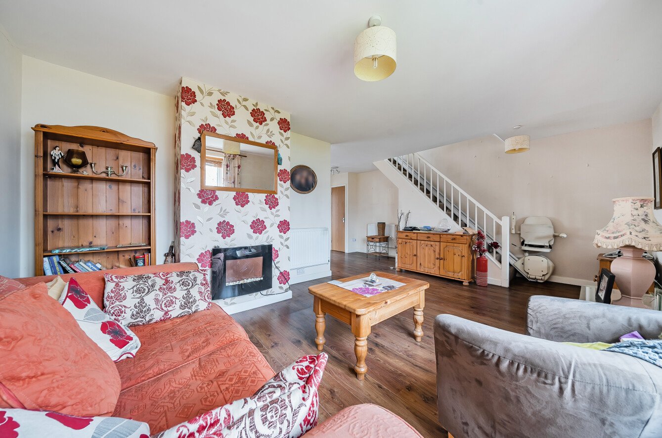 Farringford Road, Thornhill, Southampton, Hampshire, SO19 - Charters