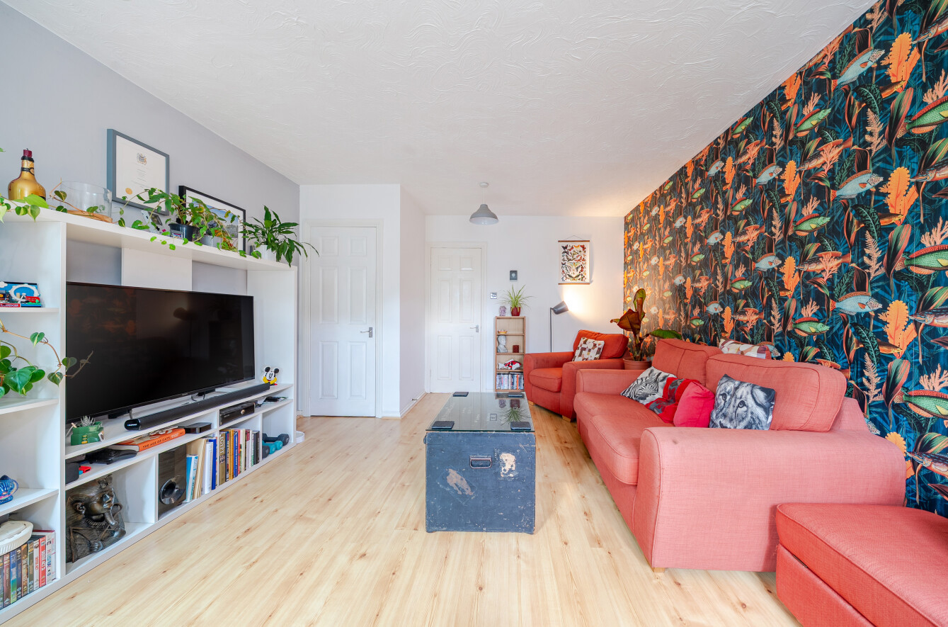 Dempsey Close, Sholing, Southampton, Hampshire, SO19 Dempsey Close, Sholing, Southampton, Hampshire, SO19 - Charters