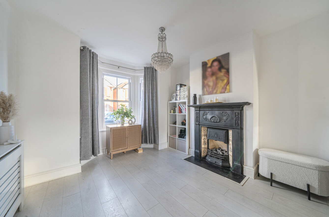 Englefield Road, Bitterne Manor, Southampton, Hampshire, SO18 - Charters