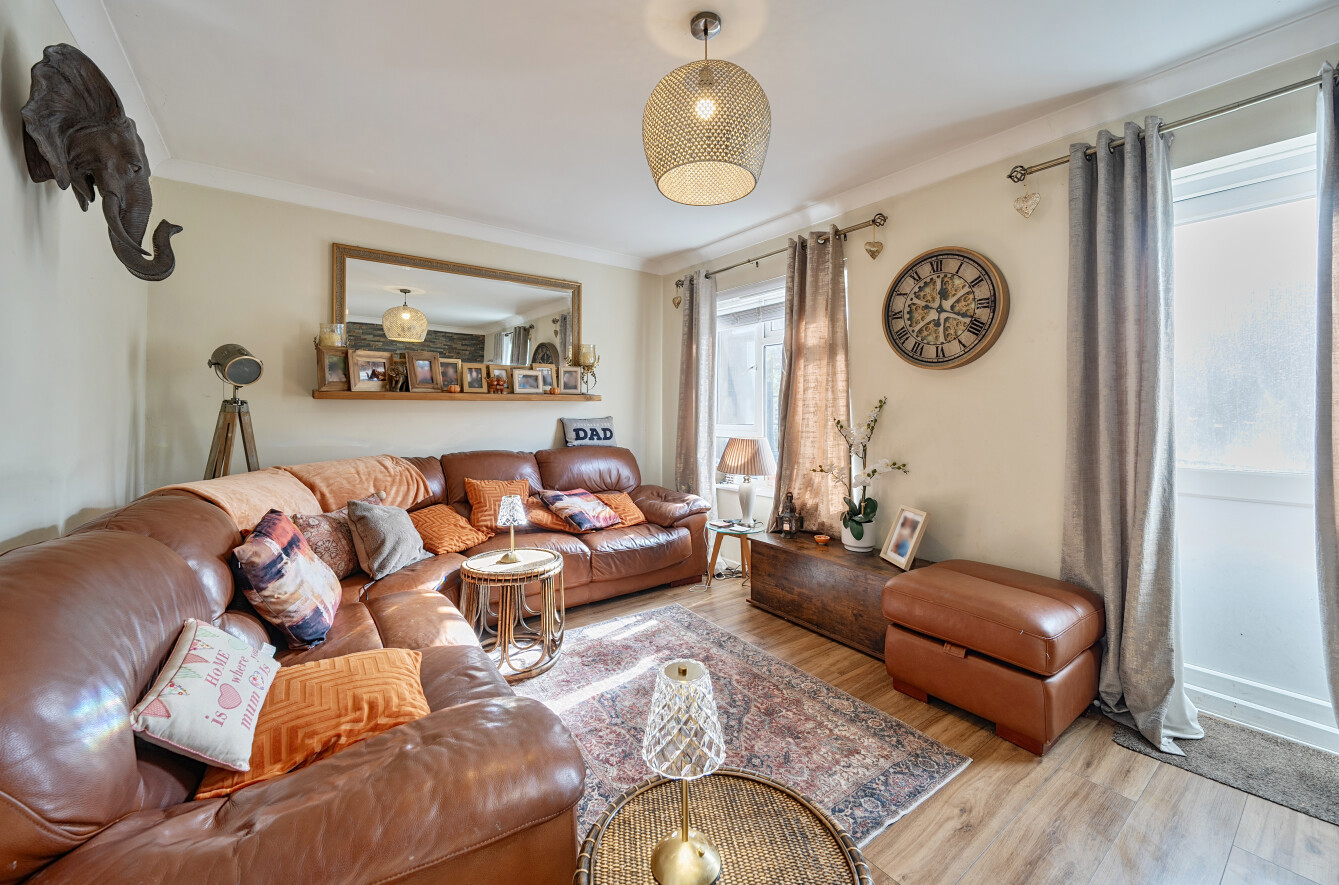 Cambridge Green, Chandler's Ford, Hampshire, SO53