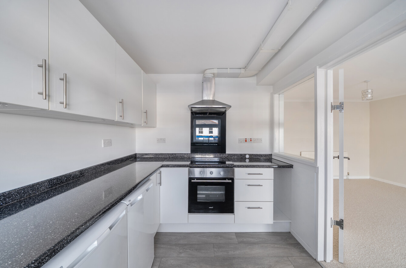 Victoria Road, Netley Abbey, Southampton, Hampshire, SO31 - Charters