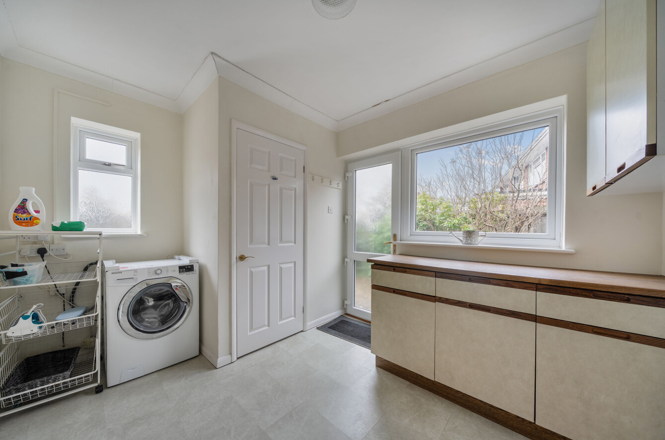 Broadwater Road, Townhill Park, Southampton, Hampshire, SO18 - Charters