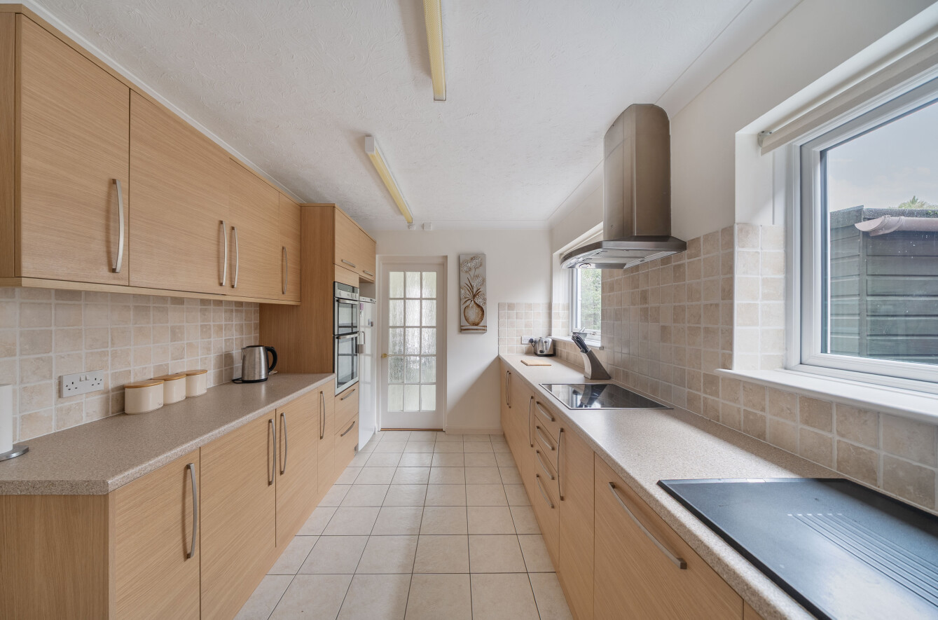 Broadwater Road, Townhill Park, Southampton, Hampshire, SO18 - Charters