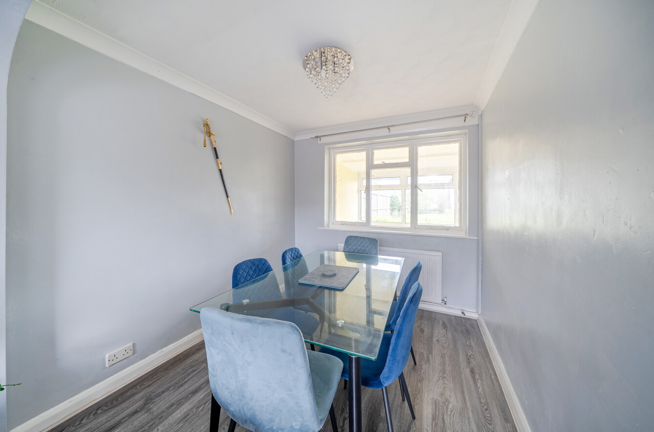 Sunvale Close, Sholing, Southampton, Hampshire, SO19 Sunvale Close, Sholing, Southampton, Hampshire, SO19 - Charters