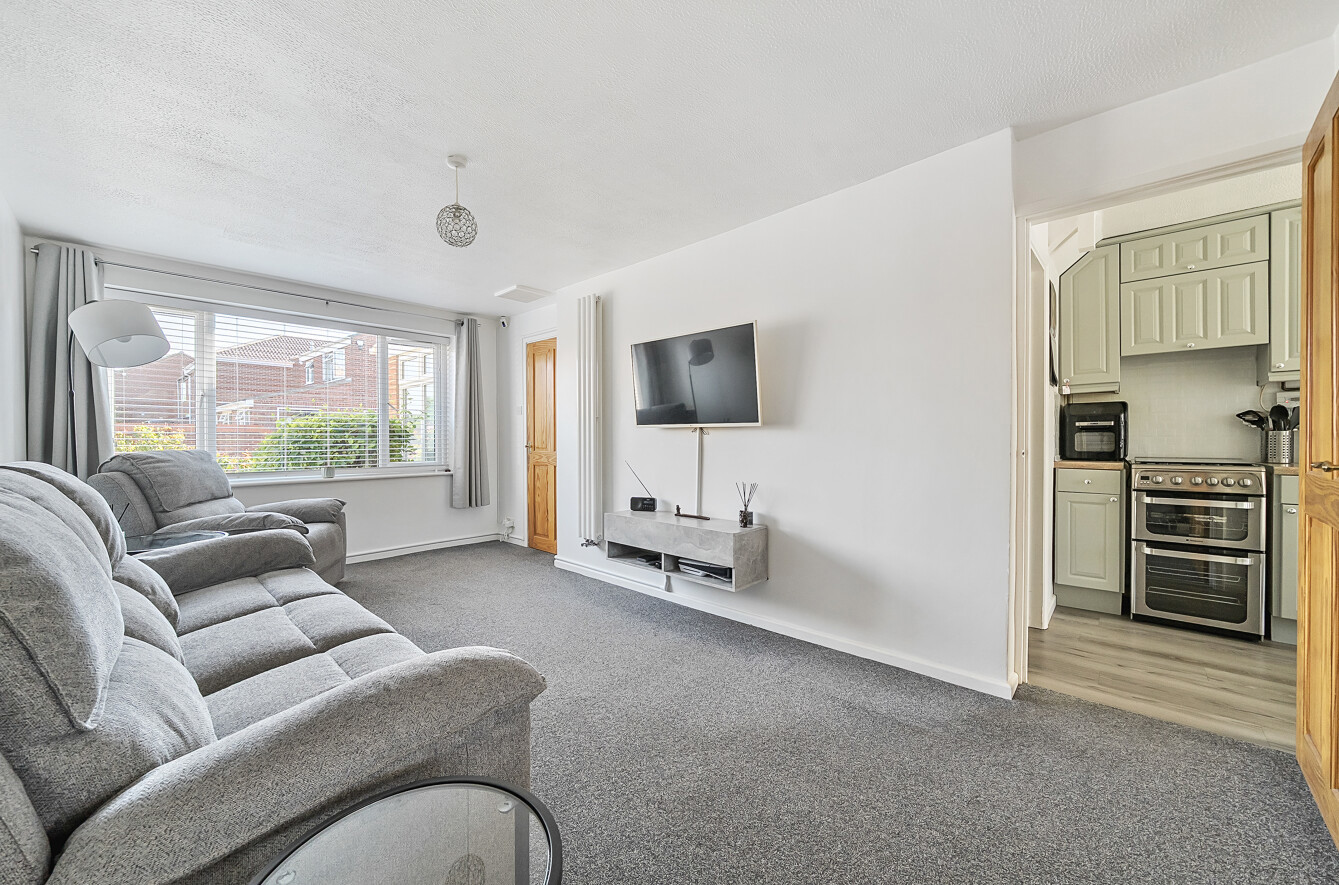 Vixen Close, Fareham, Hampshire, PO14 - Charters