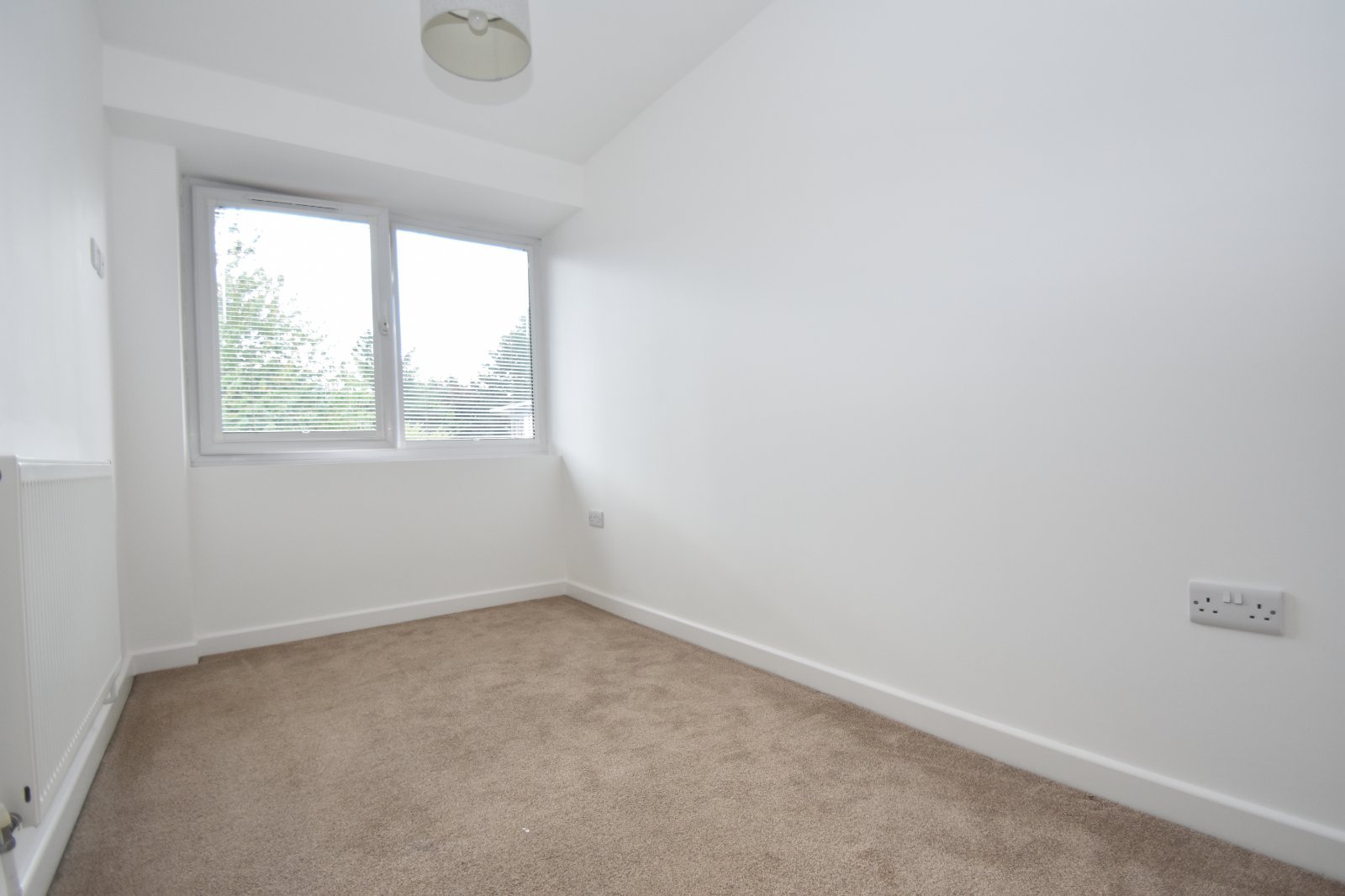 Wickham Road, Fareham, PO16 - Charters