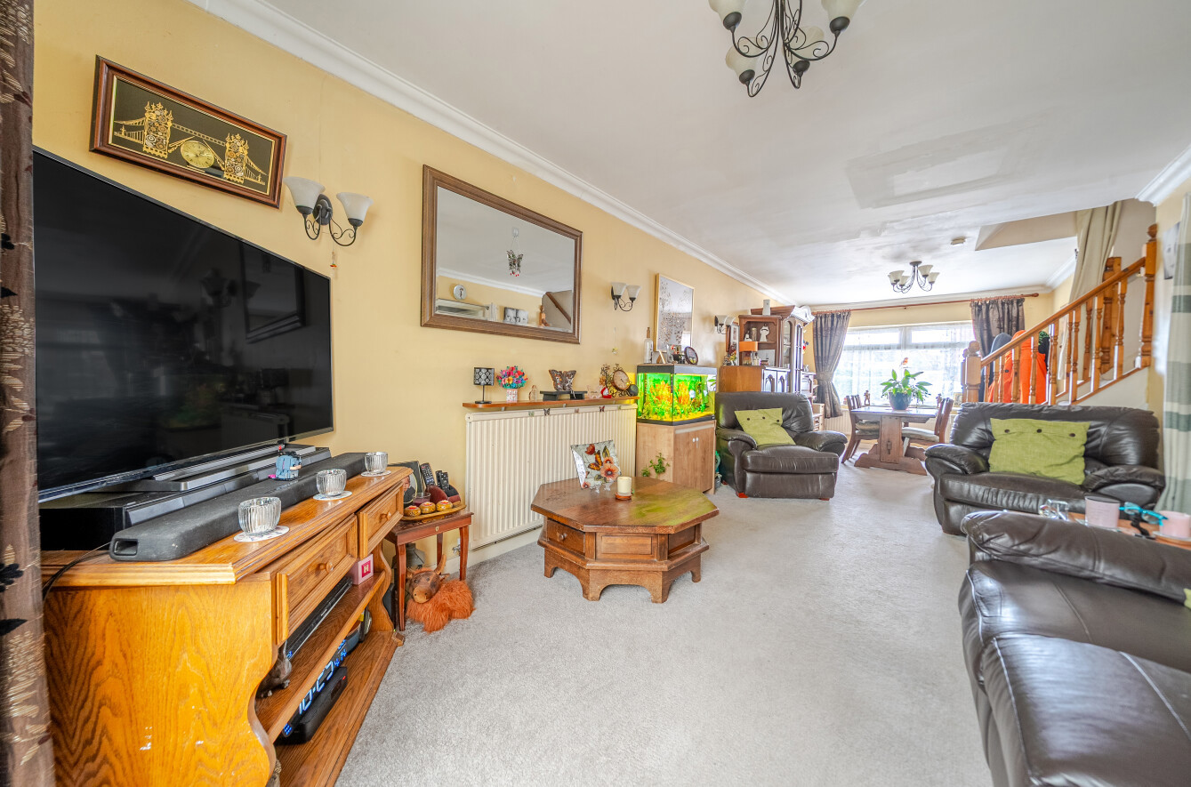 Frogmore, Fareham, Hampshire, PO14 - Charters