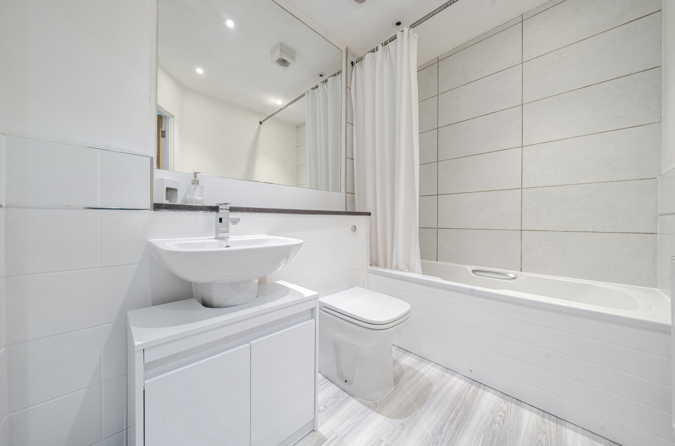 Westley Grove, Fareham, Hampshire, PO14 - Charters