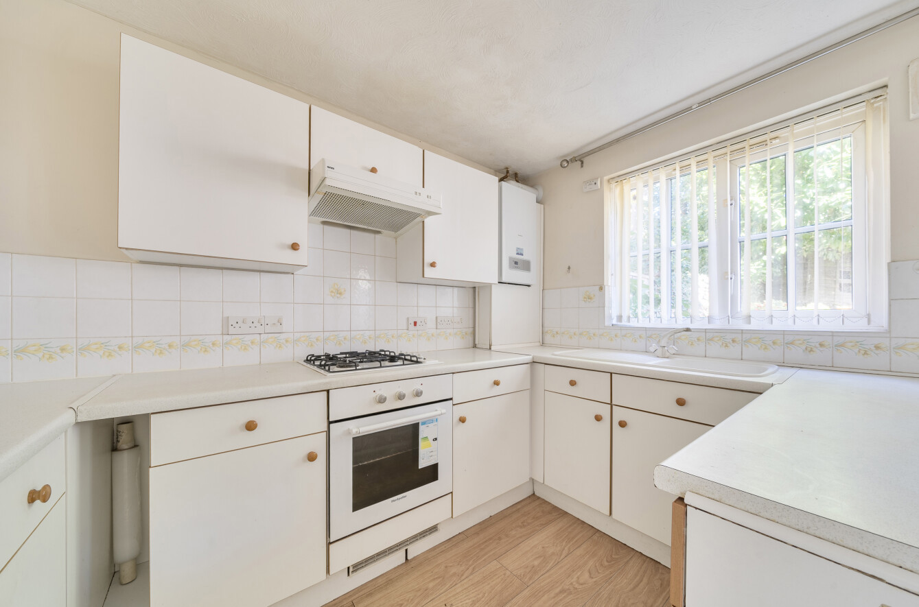 Parry Close, Portsmouth, PO6