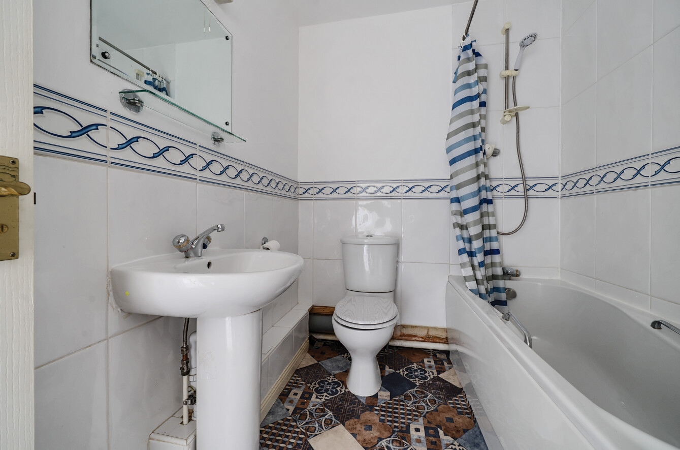 Knowle Avenue, Knowle, Fareham, Hampshire, PO17