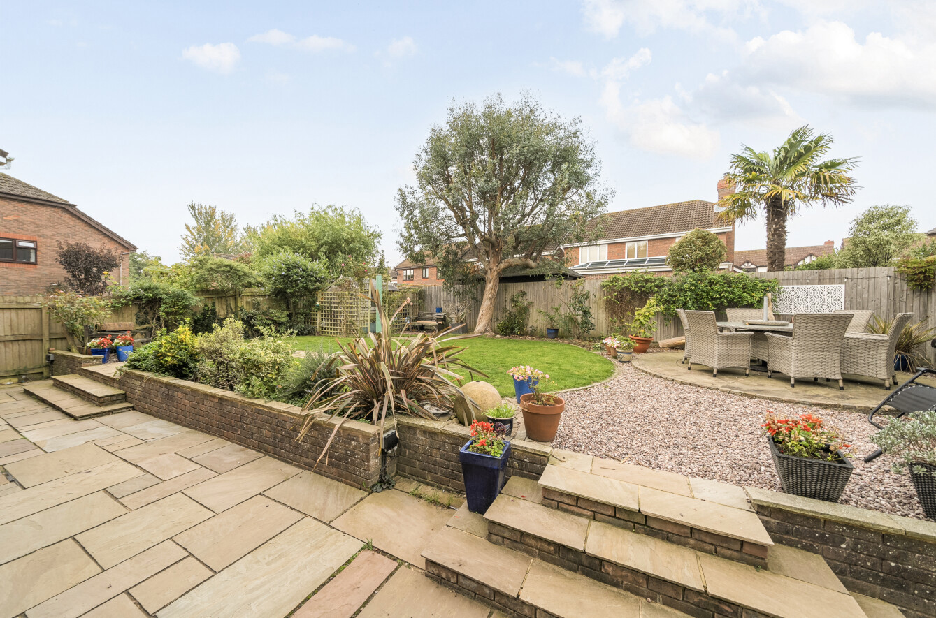 William Price Gardens, Fareham, Hampshire, PO16