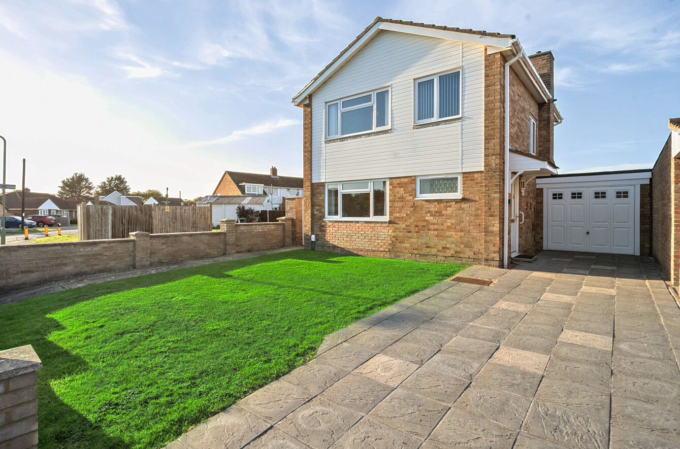 Moody Road, Stubbington, Hampshire, PO14 - Charters