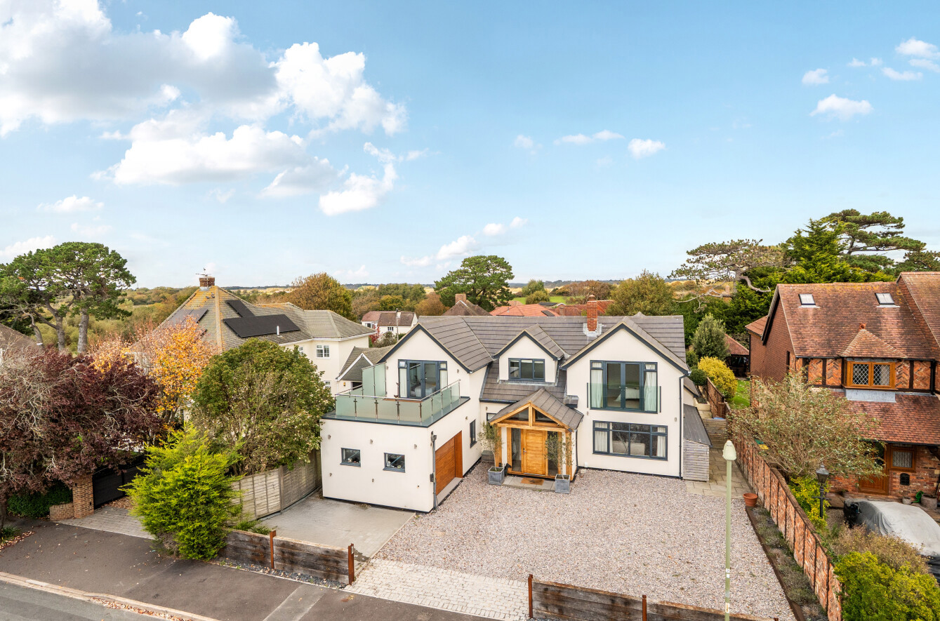 Haven Crescent, Hill Head, Hampshire, PO14