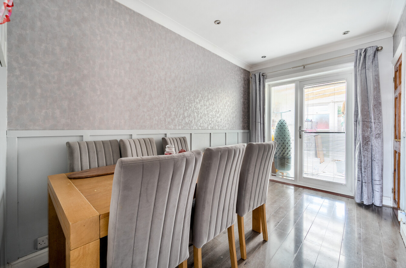 Merton Avenue, Portchester, Hampshire, PO16