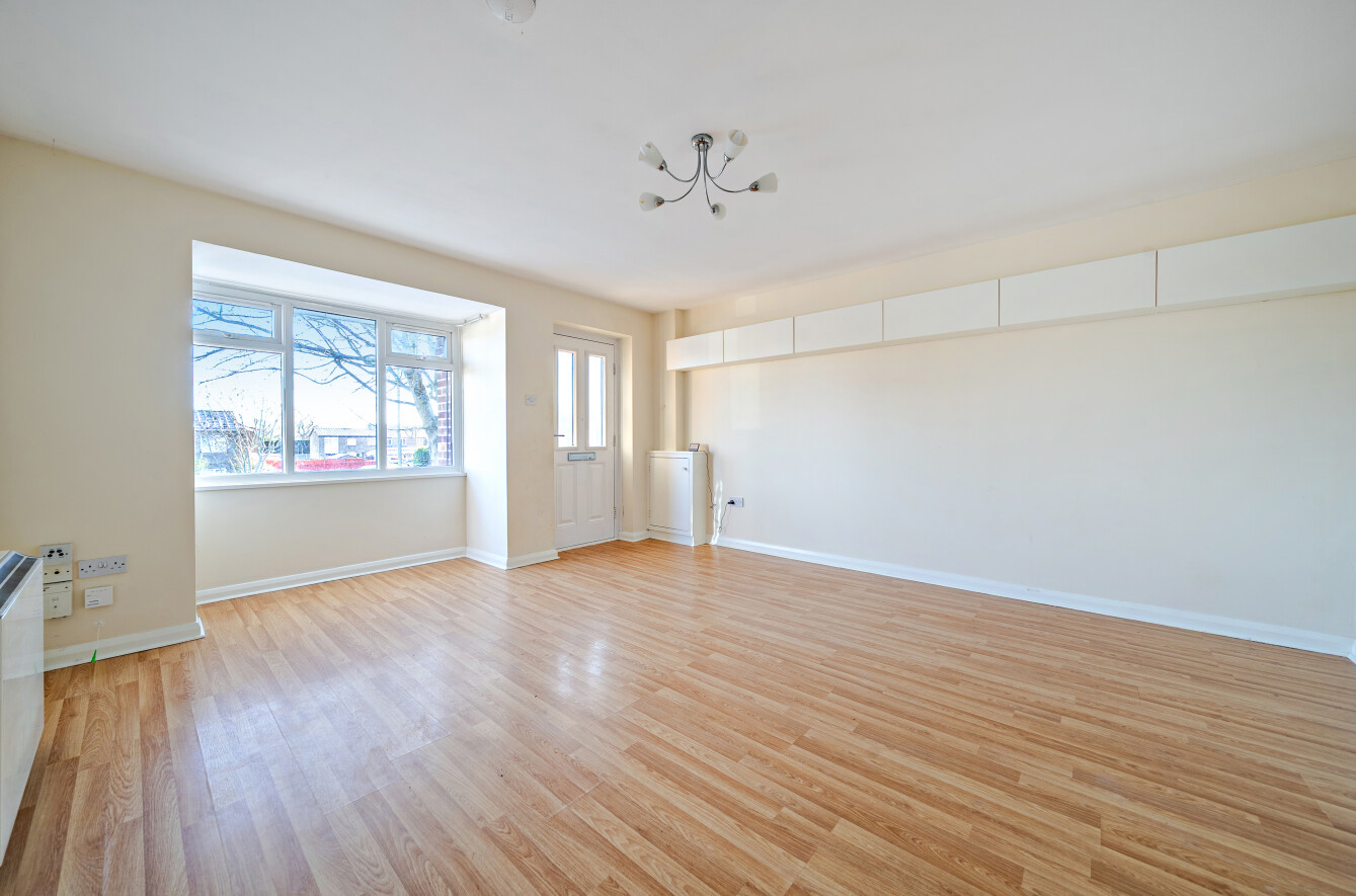 Foster Close, Fareham, Hampshire, PO14 - Charters