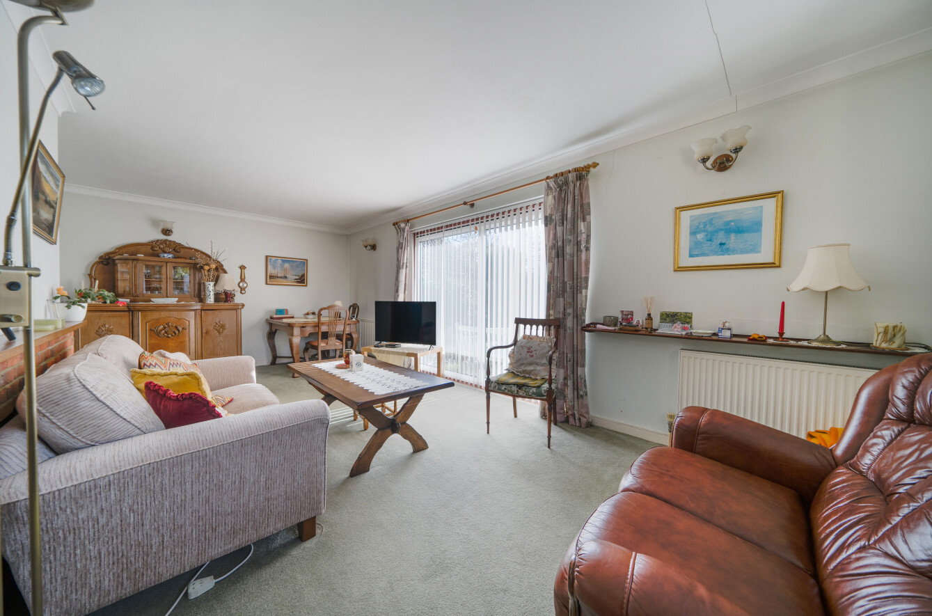 Carisbrooke Avenue, Hill Head, Fareham, Hants, PO14