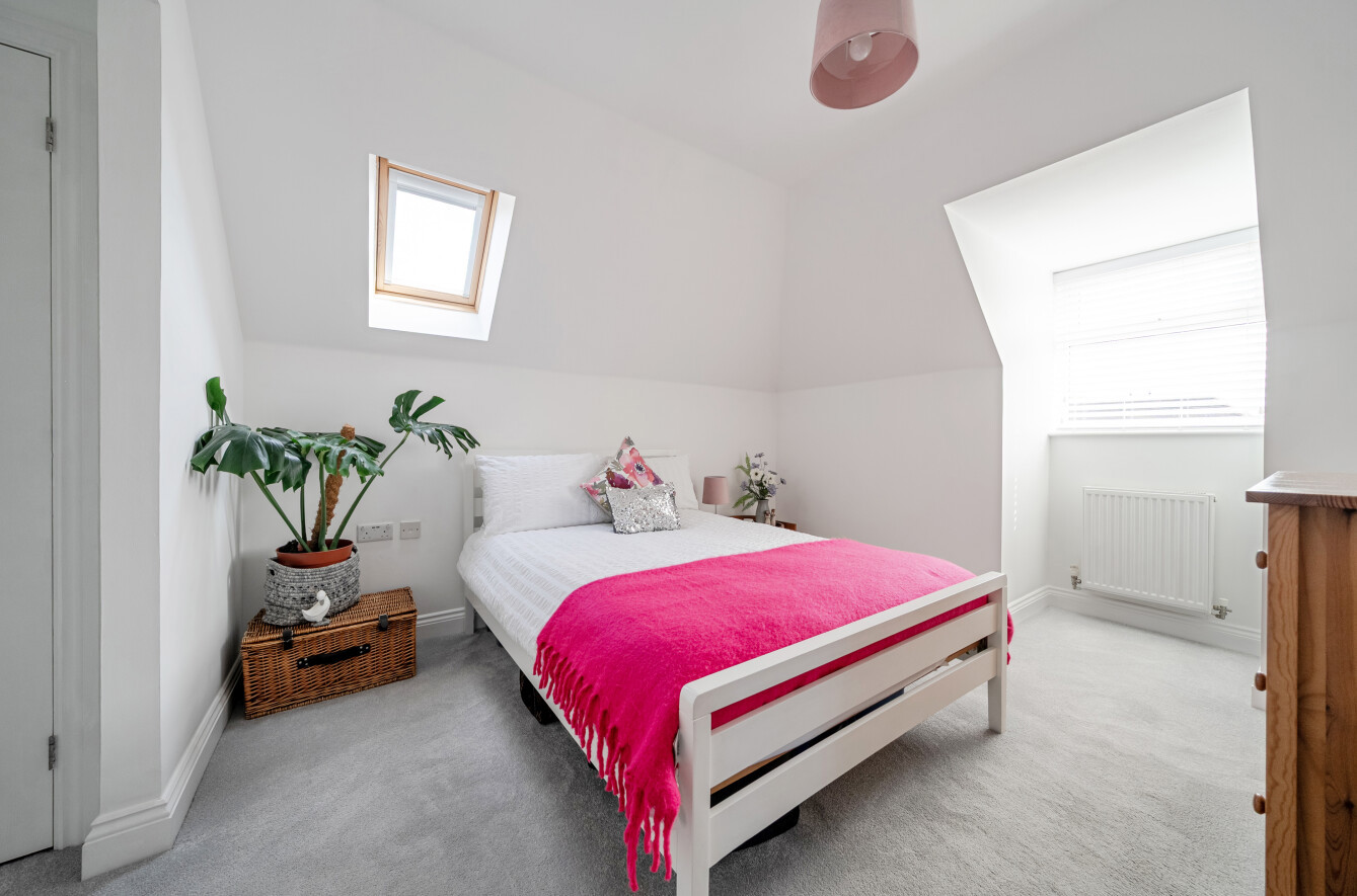 Chalford Grange, Fareham, Hampshire, PO15 - Charters