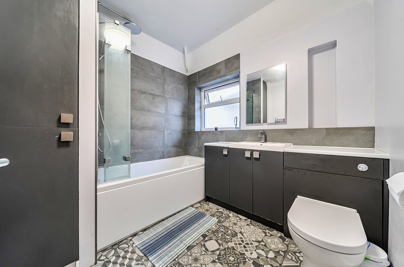 Beauchamp Avenue, Gosport, Hampshire, PO13