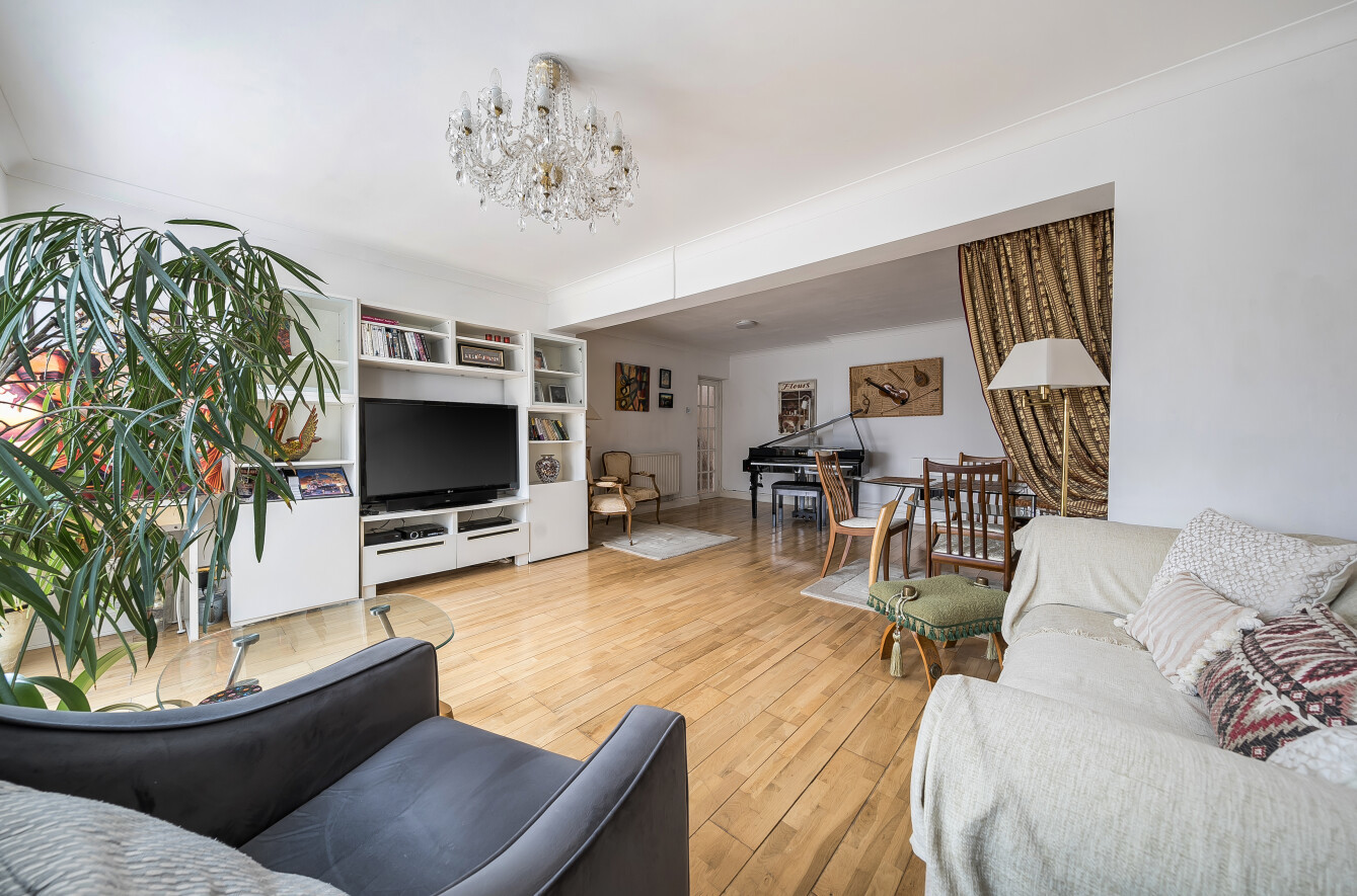 Avocet Walk, Gosport, Hampshire, PO13