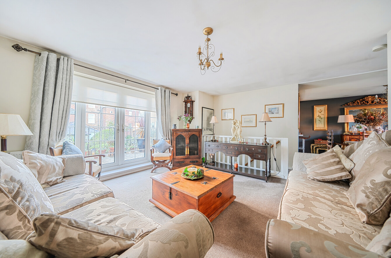 Anglesey Arms Road, Gosport, Hampshire, PO12 Anglesey Arms Road, Gosport, Hampshire, PO12 - Charters