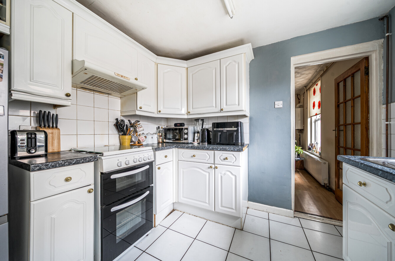 Elmhurst Road, Gosport, Hampshire, PO12 - Charters