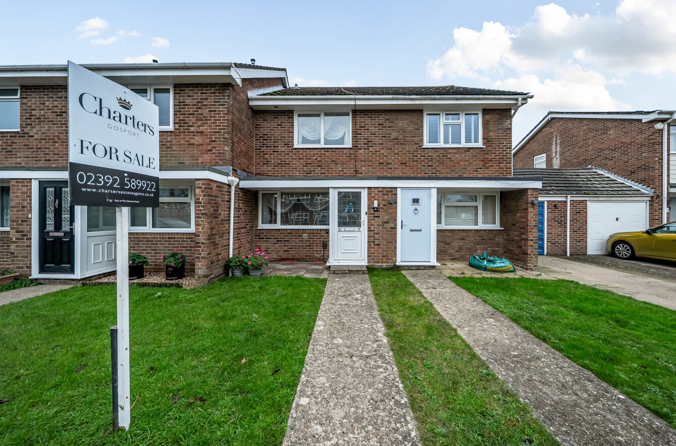 Sea Crest Road, Lee-on-the-Solent, Hampshire, PO13 - Charters