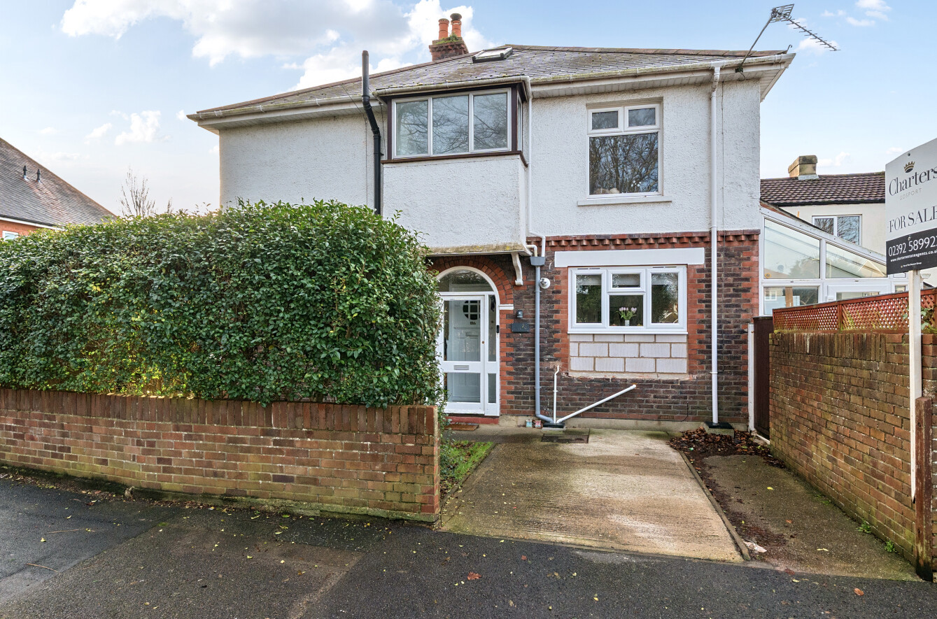 Strathmore Road, Gosport, Hampshire, PO12 - Charters