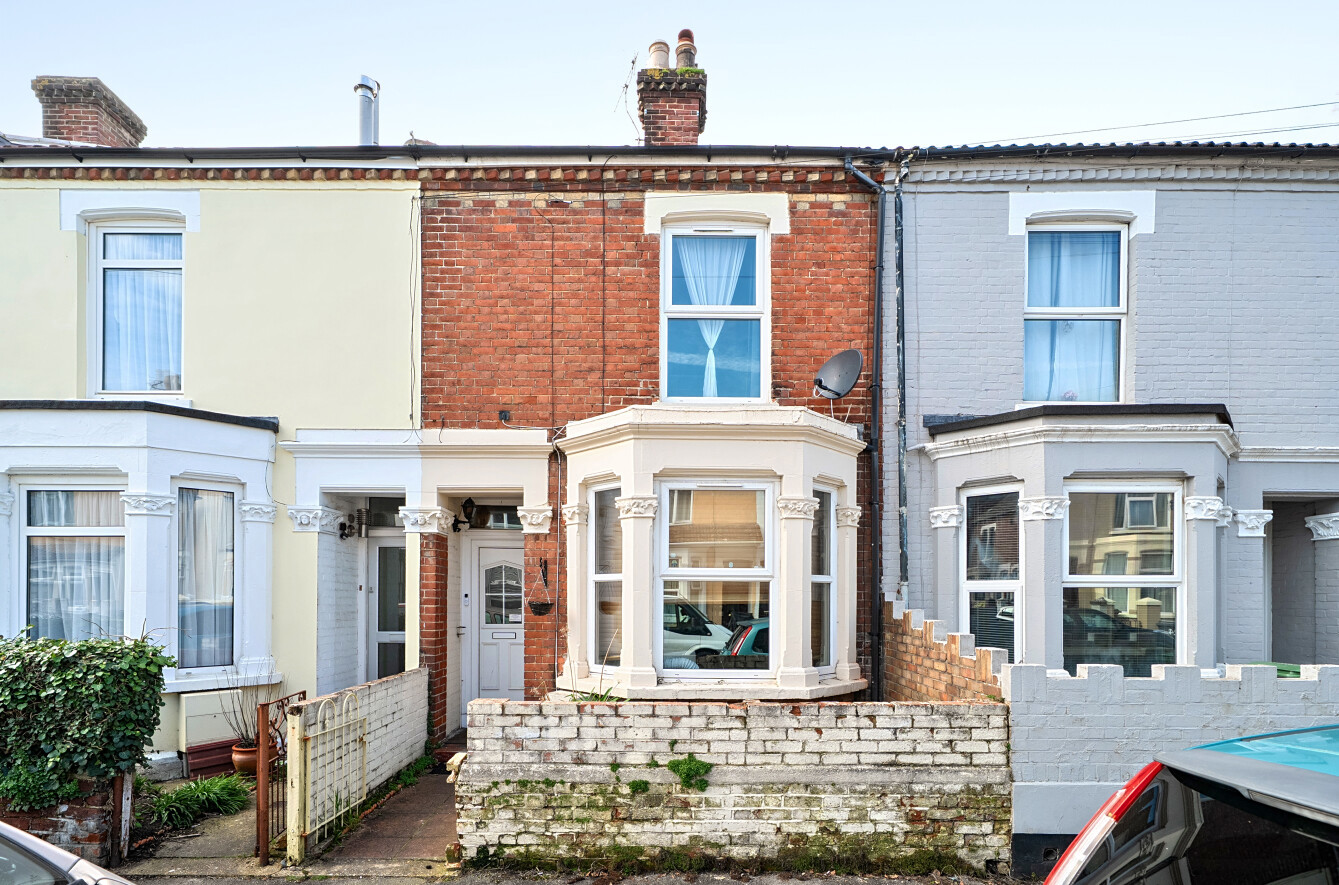 Avenue Road, Gosport, Hampshire, PO12