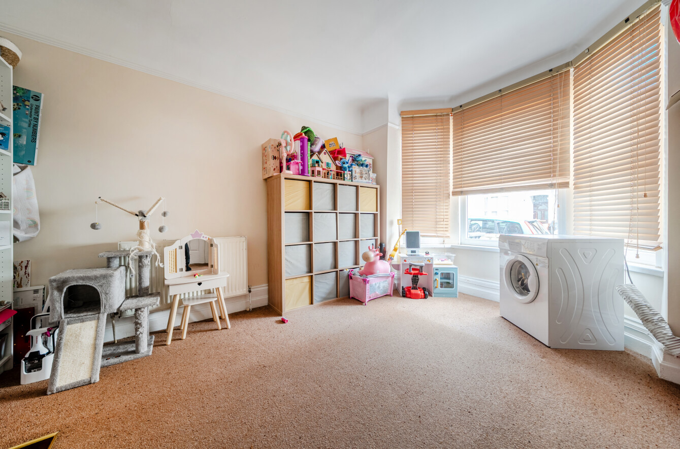 Avenue Road, Gosport, Hampshire, PO12